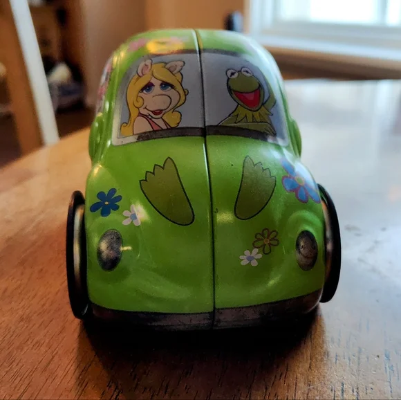 Vintage Muppets Jim Henson Metal Tin Car VW Beetle Kermit Miss Piggy Fozzi Gonzo - Picture 4 of 7